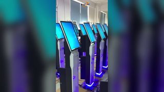 엄격한 품질관리로 셀프주문형 키오스크 양산