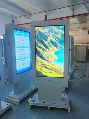 43-75 인치 터치 스크린 LCD 광고 디스플레이 2500nits 밝기 및 178 °/178 ° 보는 각